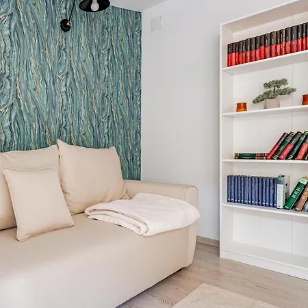 Central Muse Apartment Bucharest Exterior photo